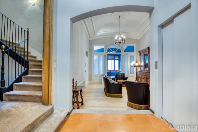 6 quarto Moradia em Banda para venda em Girona cidade com garagem - 700 000 € (Ref: 9314037)