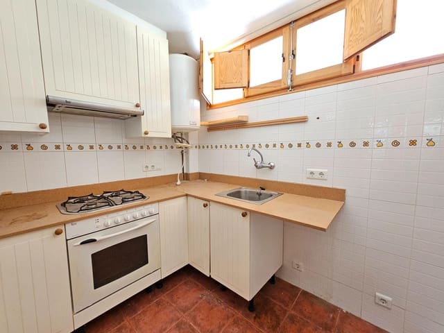 2 Zimmer Apartment zu verkaufen in Alp - 130.000 € (Ref: 9314039)