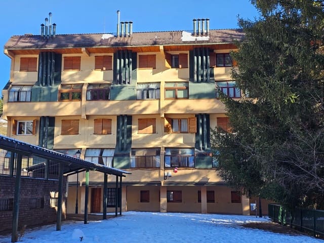 2 Zimmer Apartment zu verkaufen in Alp - 130.000 € (Ref: 9314039)