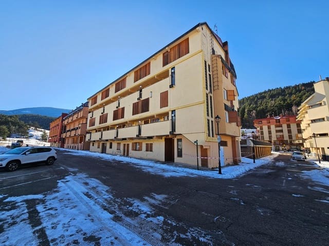 2 Zimmer Apartment zu verkaufen in Alp - 130.000 € (Ref: 9314039)