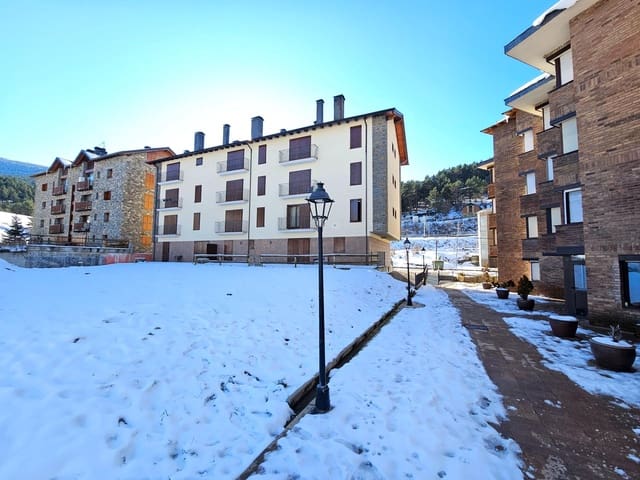 2 Zimmer Wohnung zu verkaufen in Alp - 167.000 € (Ref: 9314043)