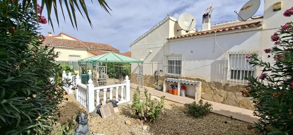 3 Zimmer Villa zu verkaufen in Arboleas mit Pool Garage - 255.000 € (Ref: 10018740)