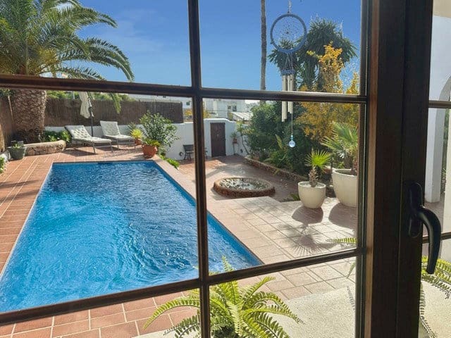 3 makuuhuone Huvila myytävänä paikassa Santa Eulalia / Santa Eularia mukana uima-altaan 
autotalli - 1 395 000 € (Ref: 10140294)