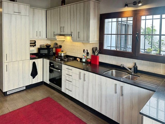 3 makuuhuone Huvila myytävänä paikassa Santa Eulalia / Santa Eularia mukana uima-altaan 
autotalli - 1 395 000 € (Ref: 10140294)