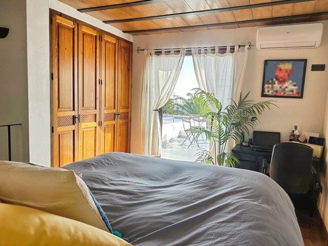 Chalet de 3 habitaciones en Santa Eulalia / Santa Eularia en venta con piscina garaje - 1.395.000 € (Ref: 10140294)