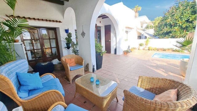 3 makuuhuone Huvila myytävänä paikassa Santa Eulalia / Santa Eularia mukana uima-altaan 
autotalli - 1 395 000 € (Ref: 10140294)
