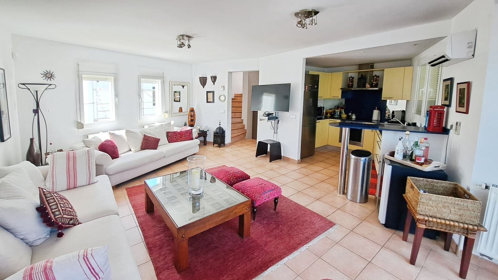 4 soverom Hus til salgs i La Siesta med svømmebasseng garasje - € 1 290 000 (Ref: 10141324)