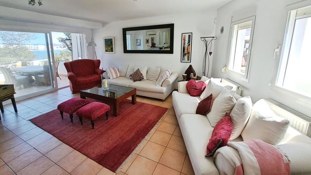 4 slaapkamer Huis te koop in La Siesta, Santa Eulalia / Santa Eularia met zwembad garage - € 1.290.000 (Ref: 10141324)