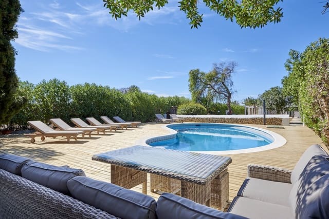 7 slaapkamer Finca/Landhuis te koop in Ibiza dorp met zwembad garage - € 2.500.000 (Ref: 6537430)