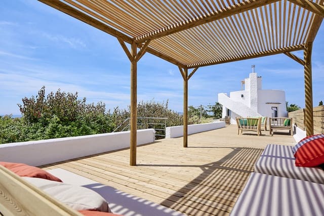 7 sovrum Finca/Hus på landet till salu i Ibiza stad med pool garage - 2 500 000 € (Ref: 6537430)