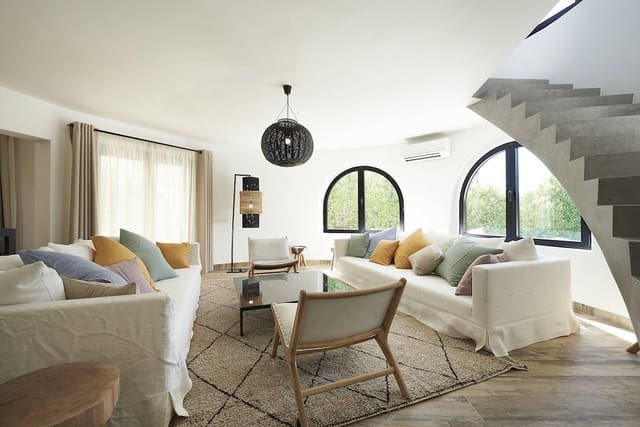 7 Zimmer Villa zu verkaufen in Ibiza / Eivissa Stadt mit Pool Garage - 2.500.000 € (Ref: 6537438)