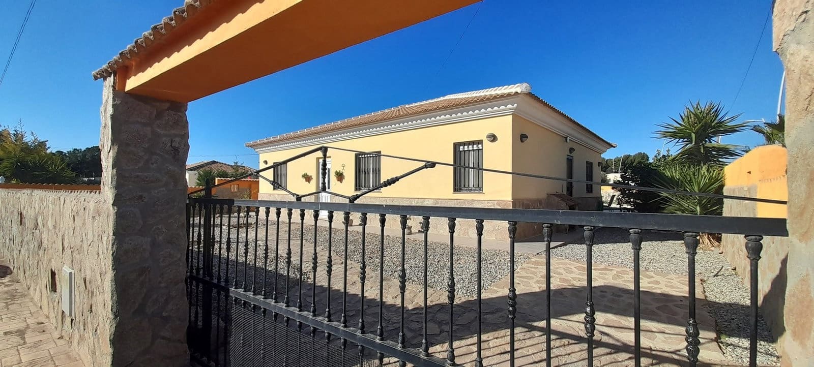3 bedroom Villa for sale in Arboleas with pool garage - € 249,500 (Ref: 8021379)