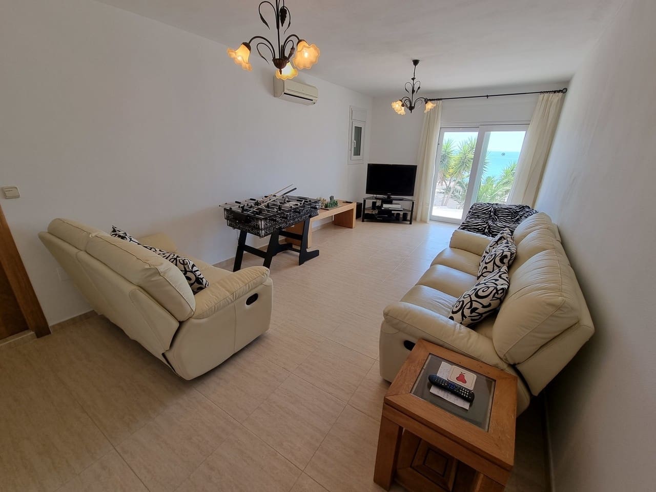 6 soveværelse Villa til salg i Mojacar med swimmingpool garage - € 824.990 (Ref: 8021380)