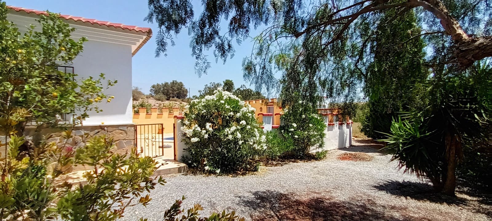 3 soveværelse Villa til salg i La Piedra Amarilla med swimmingpool - € 229.500 (Ref: 8021384)