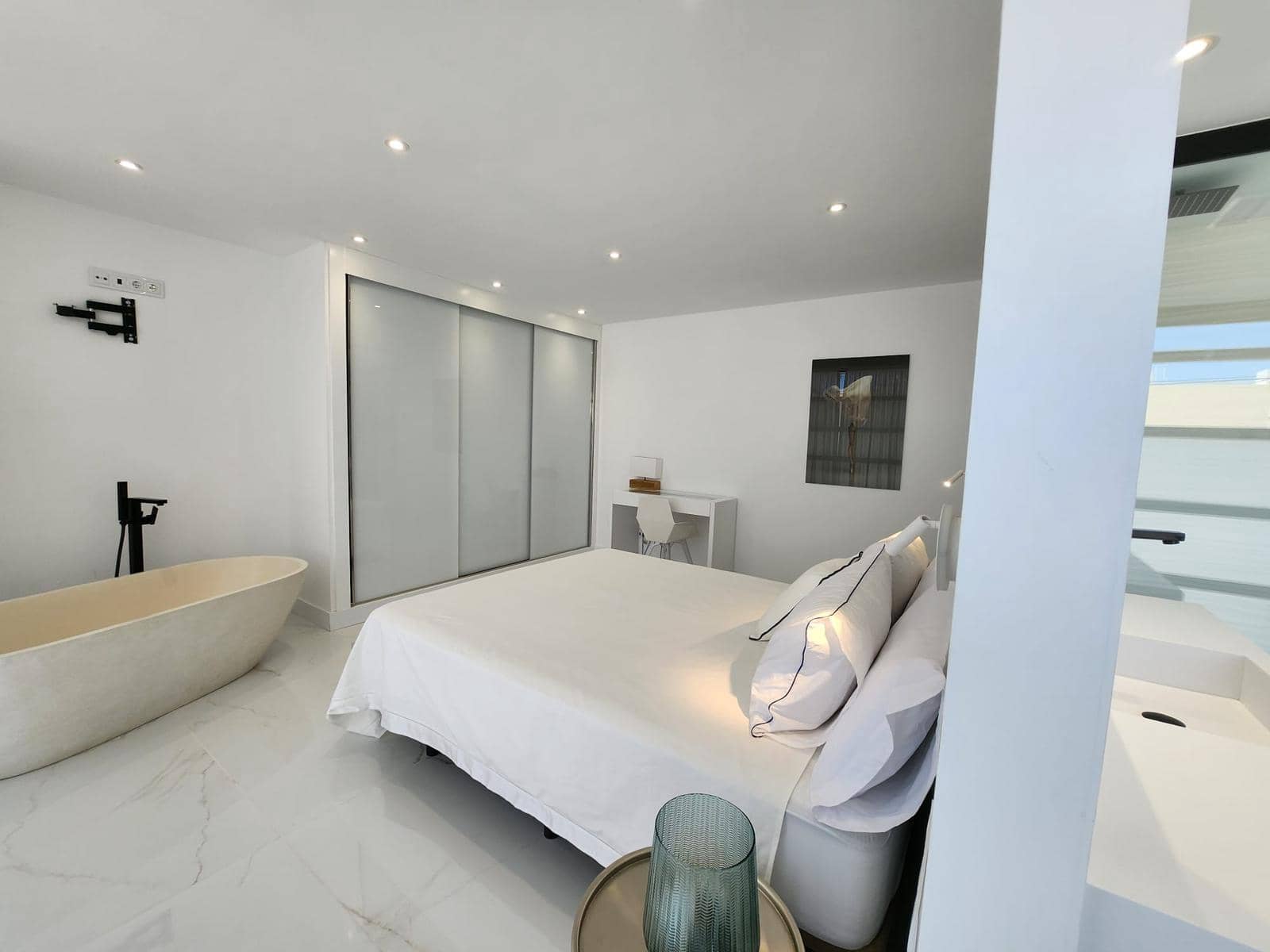 3 soverom Penthouse til salgs i Illa Plana med svømmebasseng - € 2 400 000 (Ref: 8021386)