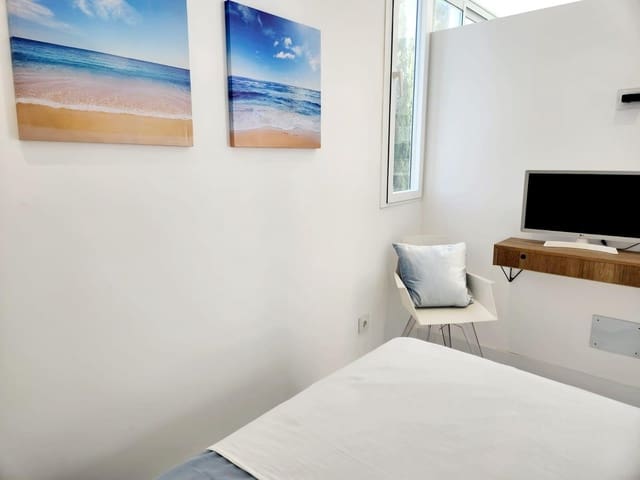 3 soveværelse Penthouse til salg i Illa Plana, Ibiza by med swimmingpool - € 2.400.000 (Ref: 8021386)