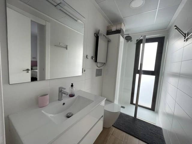 3 Zimmer Villa zu verkaufen in Torrevieja mit Pool Garage - 298.999 € (Ref: 8021389)