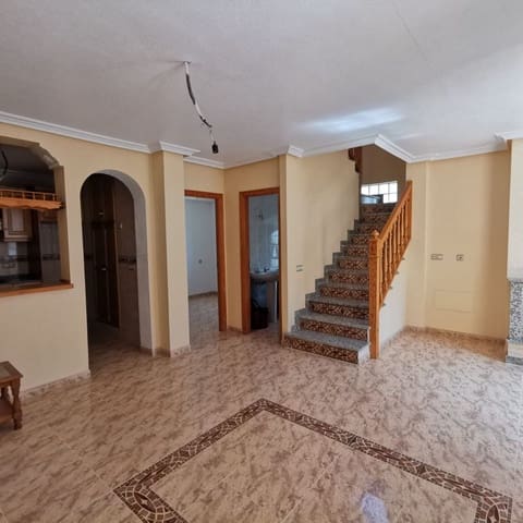 Chalet de 3 habitaciones en Playa Flamenca, Orihuela en venta con piscina garaje - 185.000 € (Ref: 8021393)