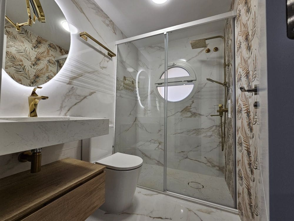 Apartamento de 3 habitaciones en Torrevieja en venta con piscina garaje - 149.000 € (Ref: 8021394)