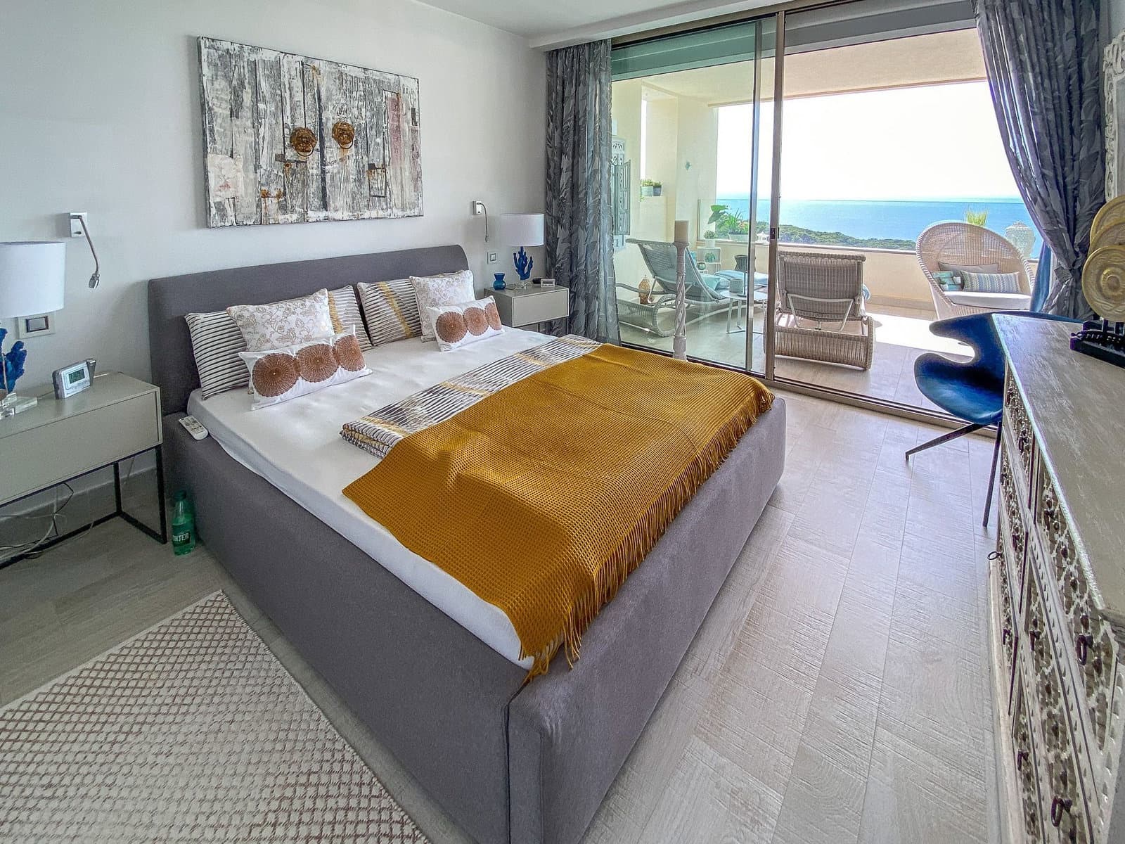 4 bedroom Villa for sale in Cala Tarida with pool garage - € 1,275,000 (Ref: 8289897)