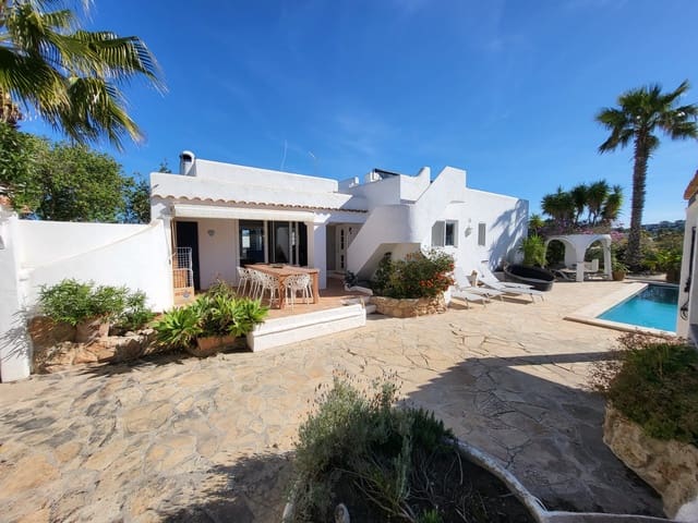 4 slaapkamer Villa te koop in Port des Torrent, San Jose / Sant Josep de Sa Talaia met zwembad garage - € 1.450.000 (Ref: 8290511)