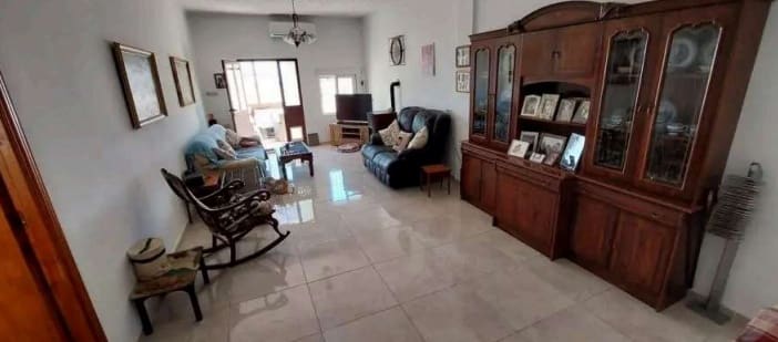 5 soveværelse Villa til salg i Urcal med garage - € 175.000 (Ref: 8317109)