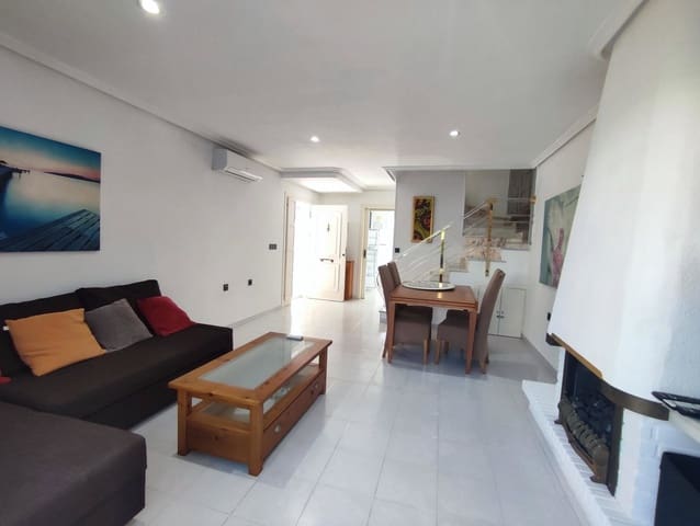2 slaapkamer Villa te koop in Zona Pueblo, Guardamar del Segura met zwembad garage - € 198.000 (Ref: 8632239)