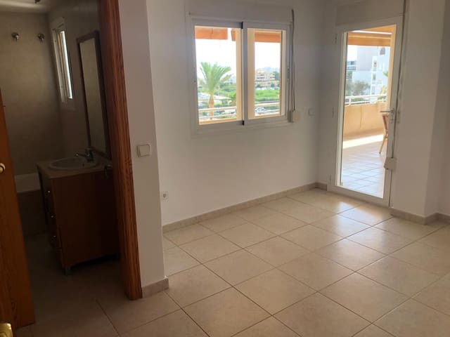3 slaapkamer Appartement te koop in Santa Eulalia / Santa Eularia met garage - € 780.000 (Ref: 8693211)