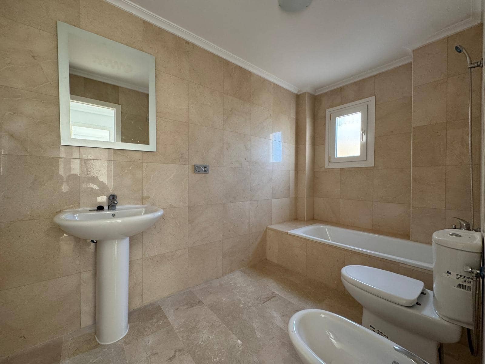 3 sovrum Villa till salu i Guardamar del Segura med pool garage - 390 000 € (Ref: 8765959)