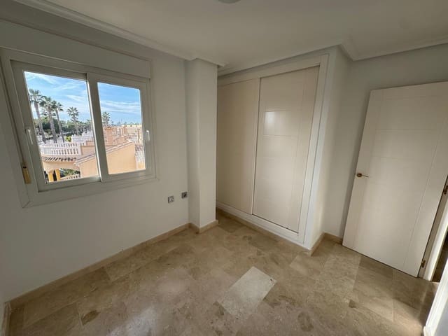 3 slaapkamer Villa te koop in Zona Pueblo, Guardamar del Segura met zwembad garage - € 390.000 (Ref: 8765959)