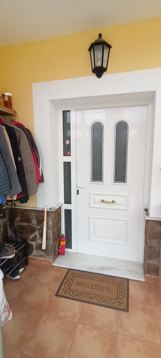 3 soveværelse Villa til salg i Partaloa med swimmingpool garage - € 259.000 (Ref: 8772659)