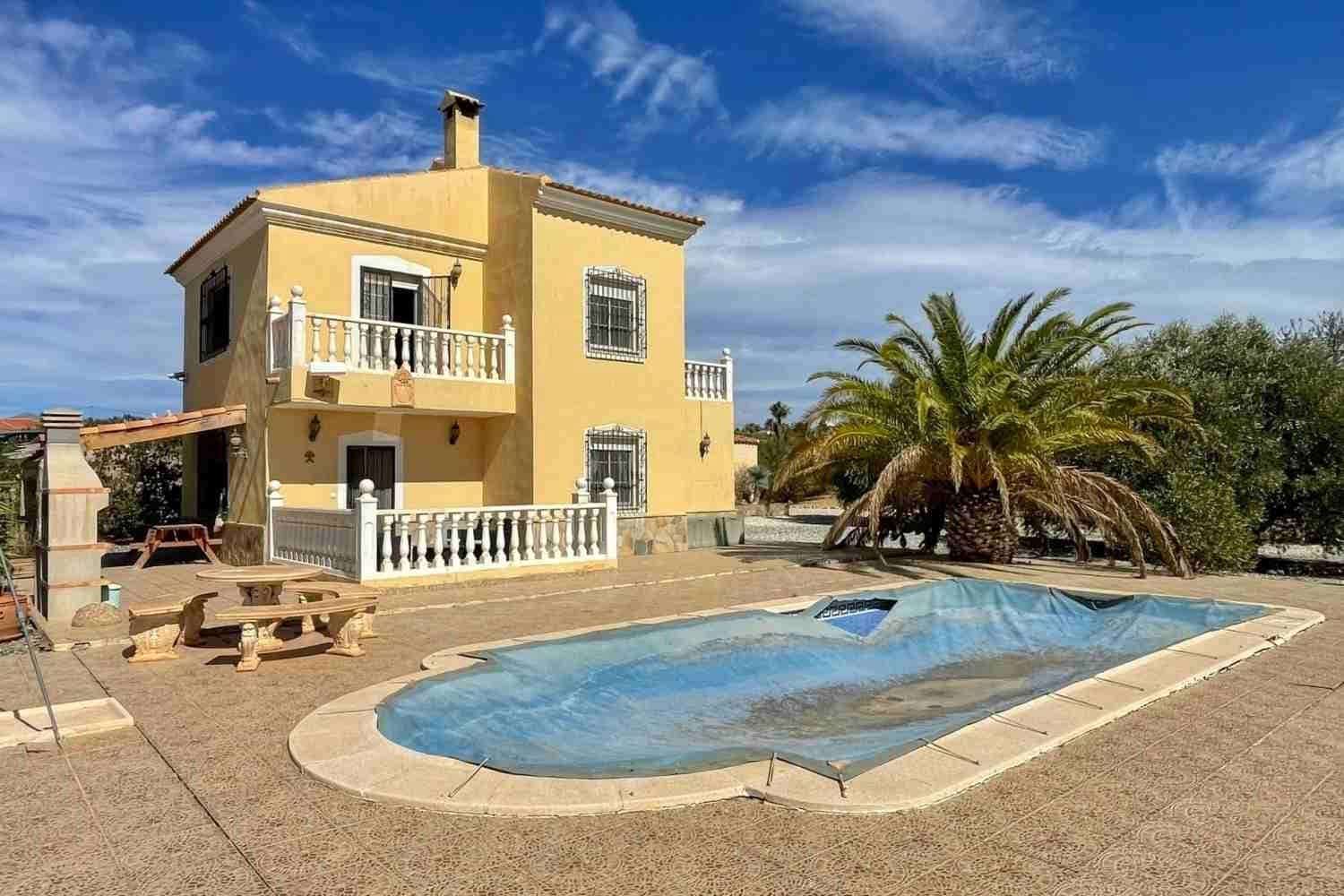 3 sypialnia Willa na sprzedaż w Albox z basenem garażem - 234 000 € (Ref: 9237838)