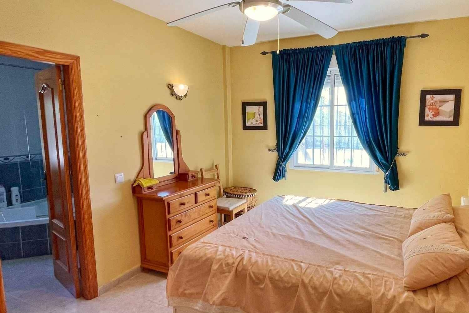 3 sypialnia Willa na sprzedaż w Albox z basenem garażem - 234 000 € (Ref: 9237838)