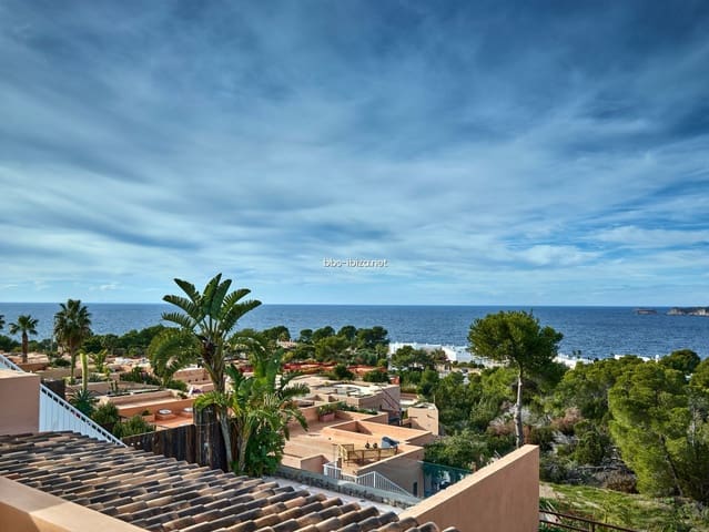 3 makuuhuone Huvila myytävänä paikassa Cala Molí, San Jose / Sant Josep de Sa Talaia mukana uima-altaan 
autotalli - 1 325 000 € (Ref: 9265000)