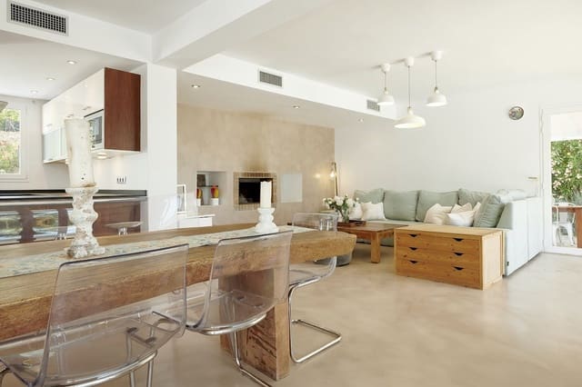 6 Zimmer Villa zu verkaufen in La Siesta, Santa Eulalia / Santa Eularia mit Pool Garage - 2.300.000 € (Ref: 9274104)