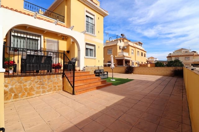 3 Zimmer Villa zu verkaufen in Ciudad Quesada, Rojales mit Pool Garage - 224.950 € (Ref: 9610074)