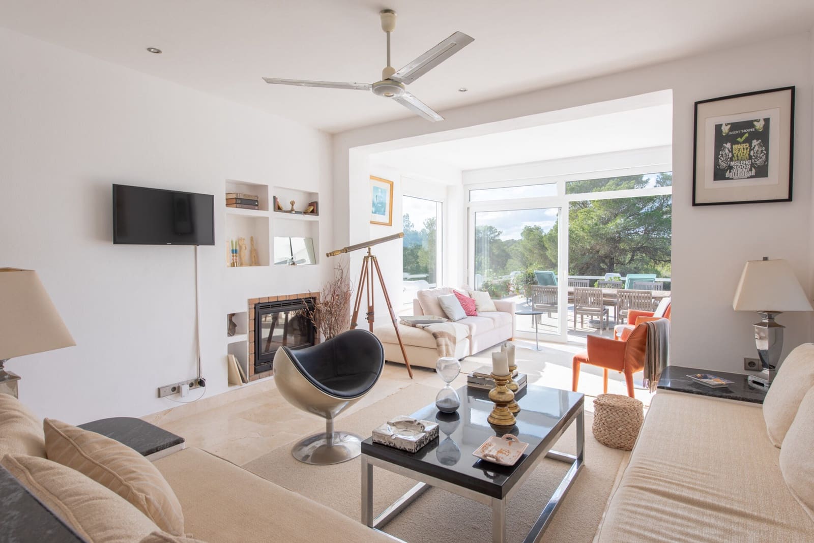 4 bedroom Villa for sale in Cala Tarida with pool garage - € 1,950,000 (Ref: 9672107)