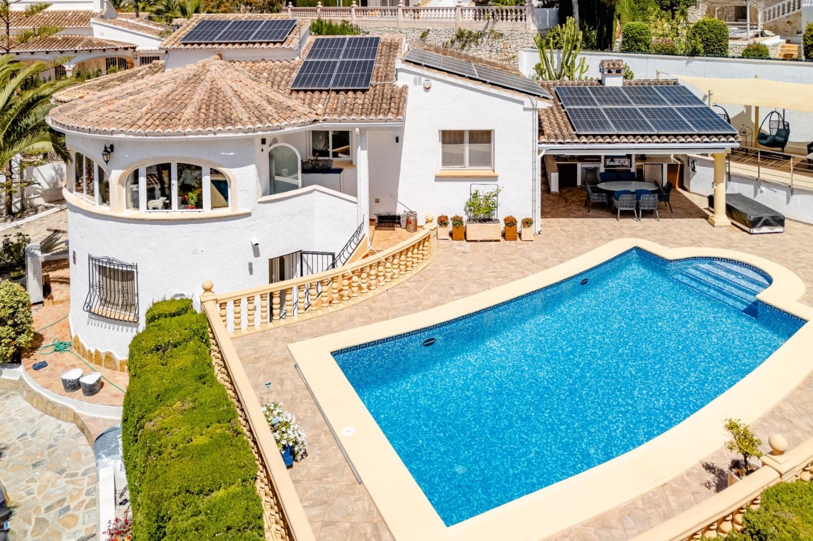 4 sypialnia Willa na sprzedaż w Benitachell / Benitatxell z basenem garażem - 760 000 € (Ref: 10179360)