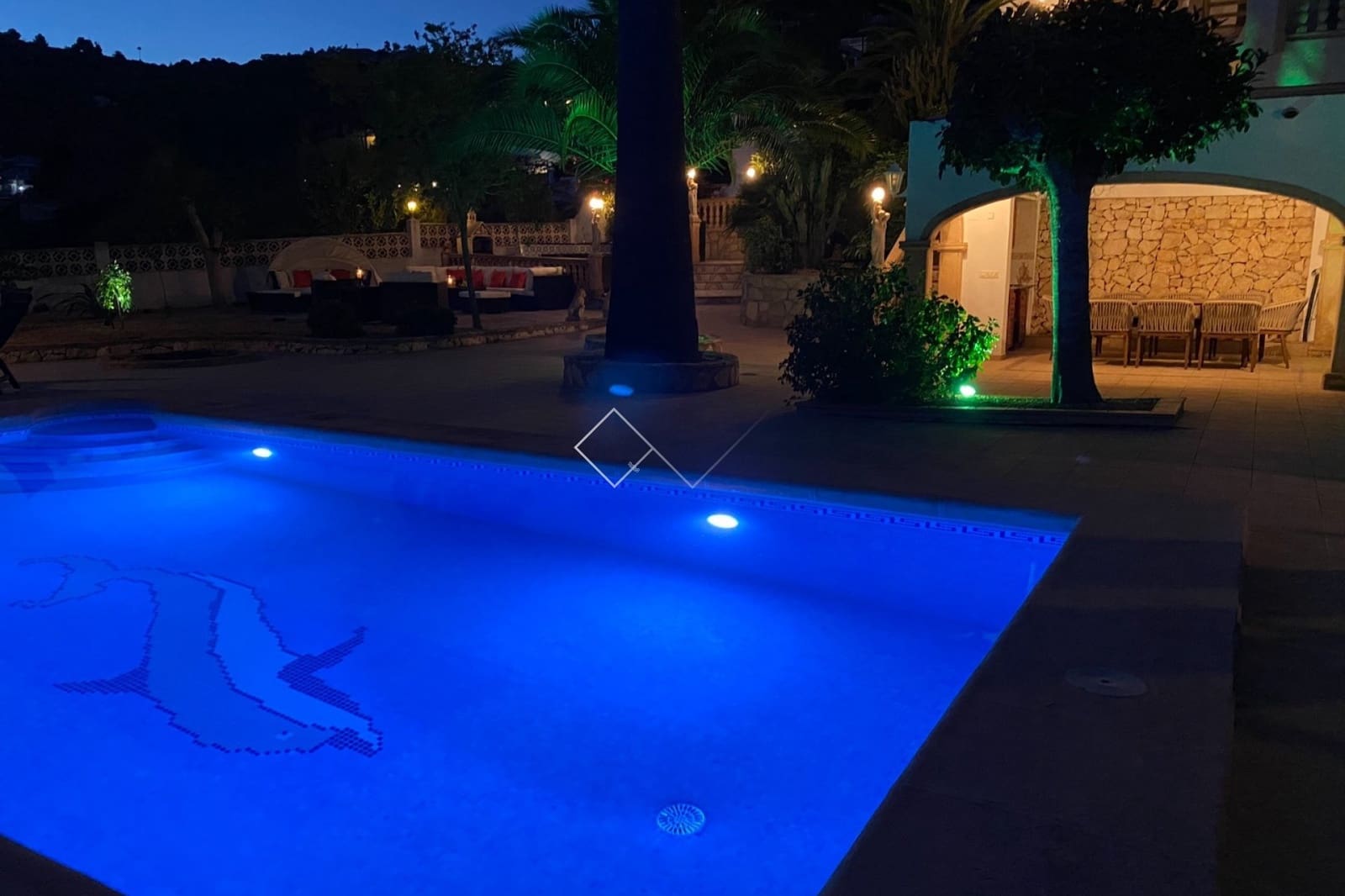 4 bedroom Villa for sale in Benissa with pool garage - € 1,130,000 (Ref: 7939131)