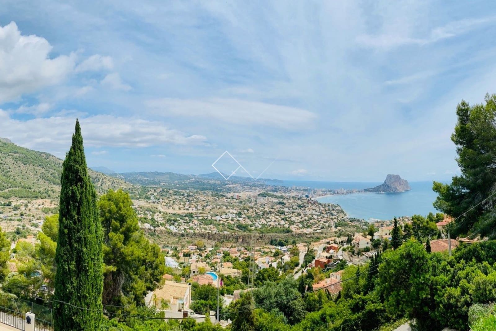 4 bedroom Villa for sale in Calpe / Calp - € 1,550,000 (Ref: 7939135)