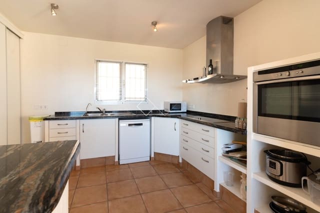 5 slaapkamer Villa te koop in Moraira, Teulada-Moraira met zwembad - € 1.850.000 (Ref: 8521023)