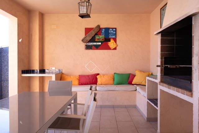 5 slaapkamer Villa te koop in Moraira, Teulada-Moraira met zwembad - € 1.850.000 (Ref: 8521023)