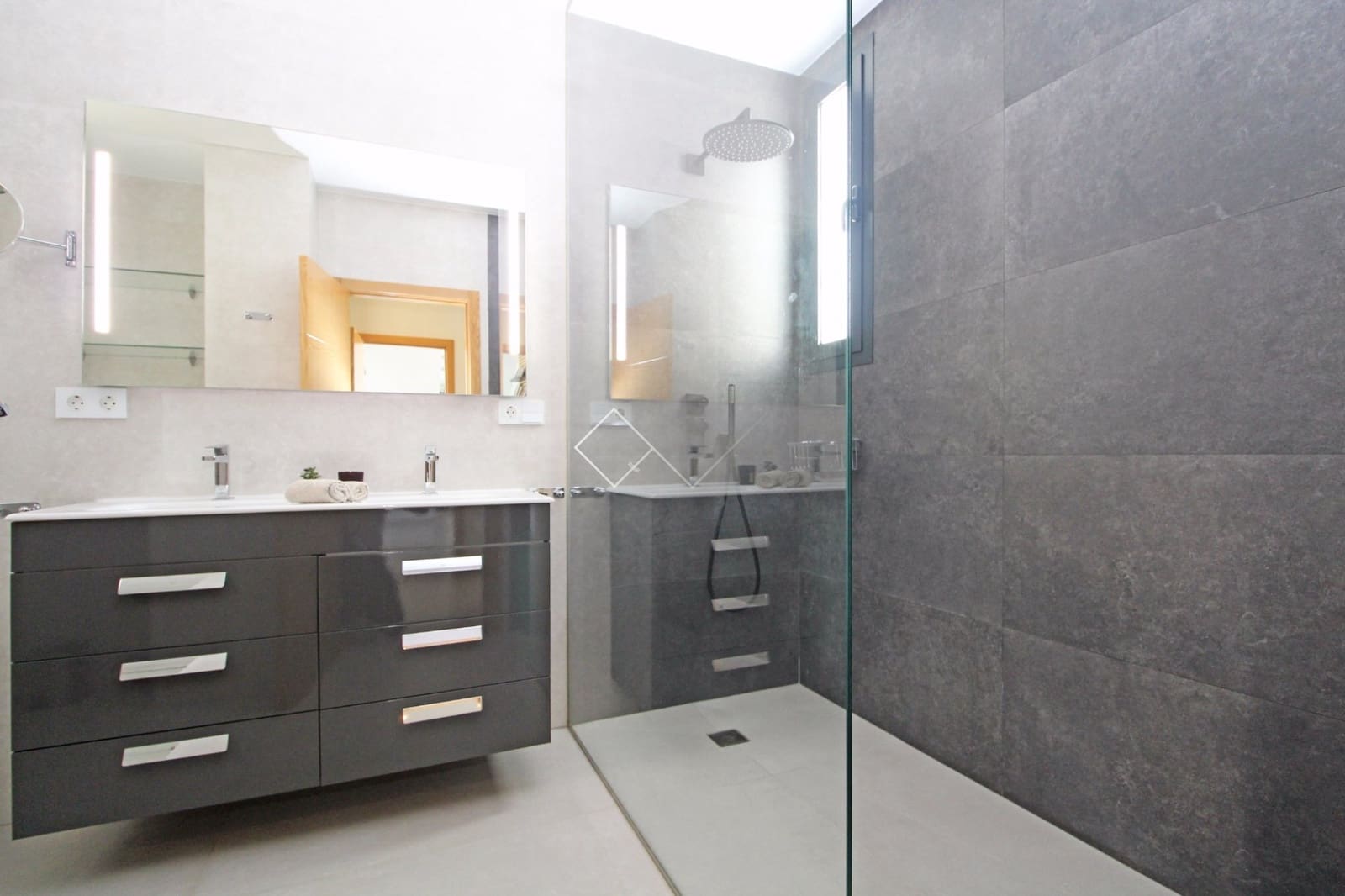 4 Zimmer Villa zu verkaufen in Moraira mit Pool Garage - 1.950.000 € (Ref: 8565566)