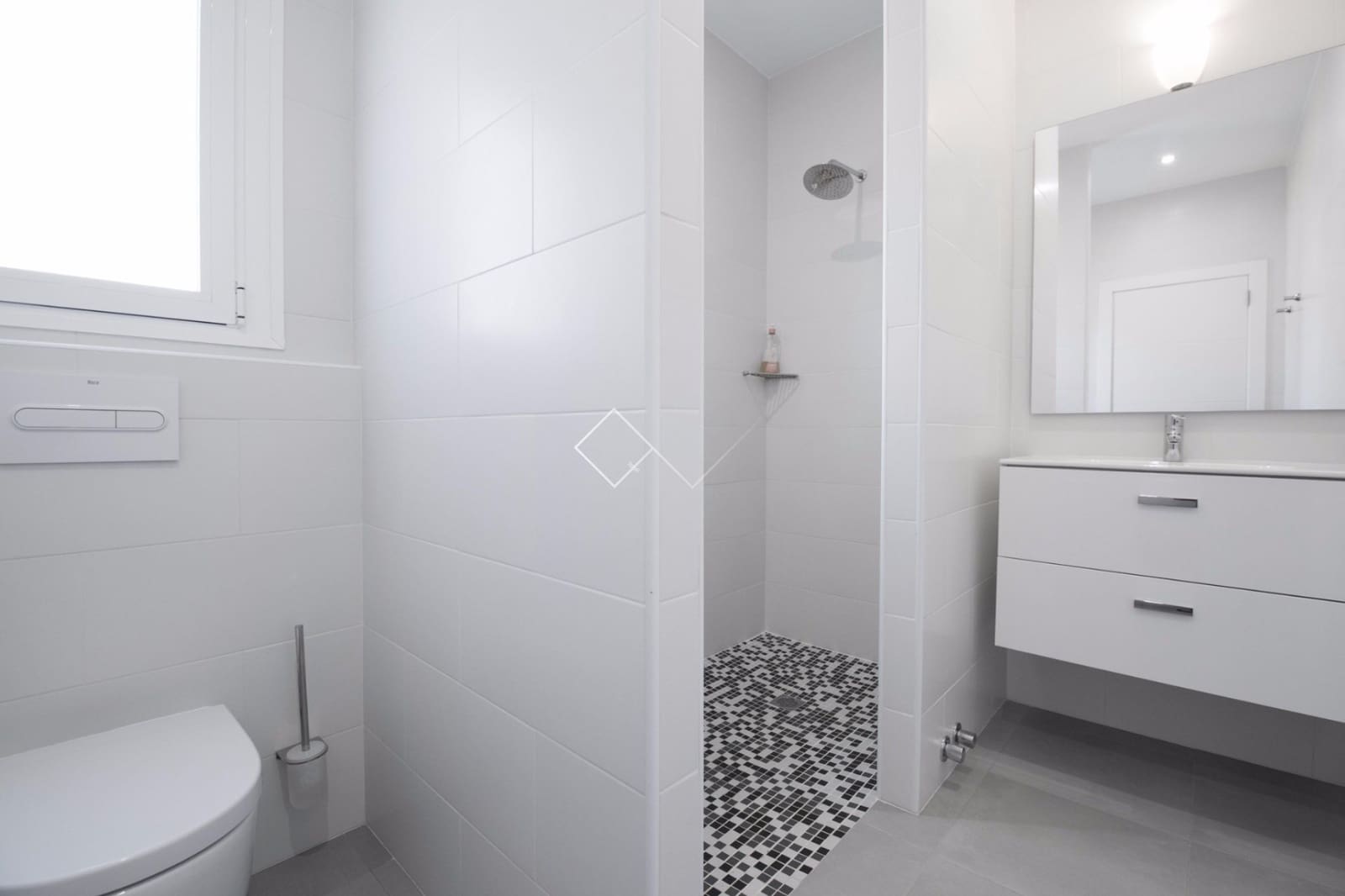 4 bedroom Villa for sale in Calpe / Calp with pool - € 950,000 (Ref: 8688498)