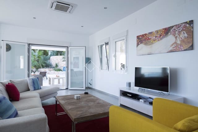 4 makuuhuone Huvila myytävänä paikassa Maryvilla, Calpe / Calp mukana uima-altaan - 950 000 € (Ref: 8688498)