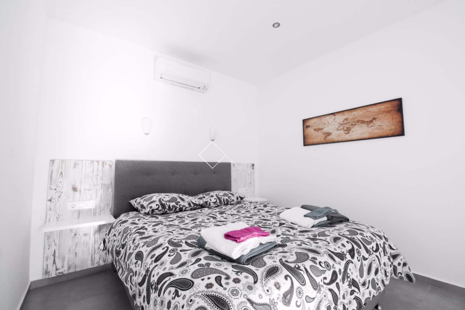 4 bedroom Villa for sale in Calpe / Calp with pool - € 950,000 (Ref: 8688498)