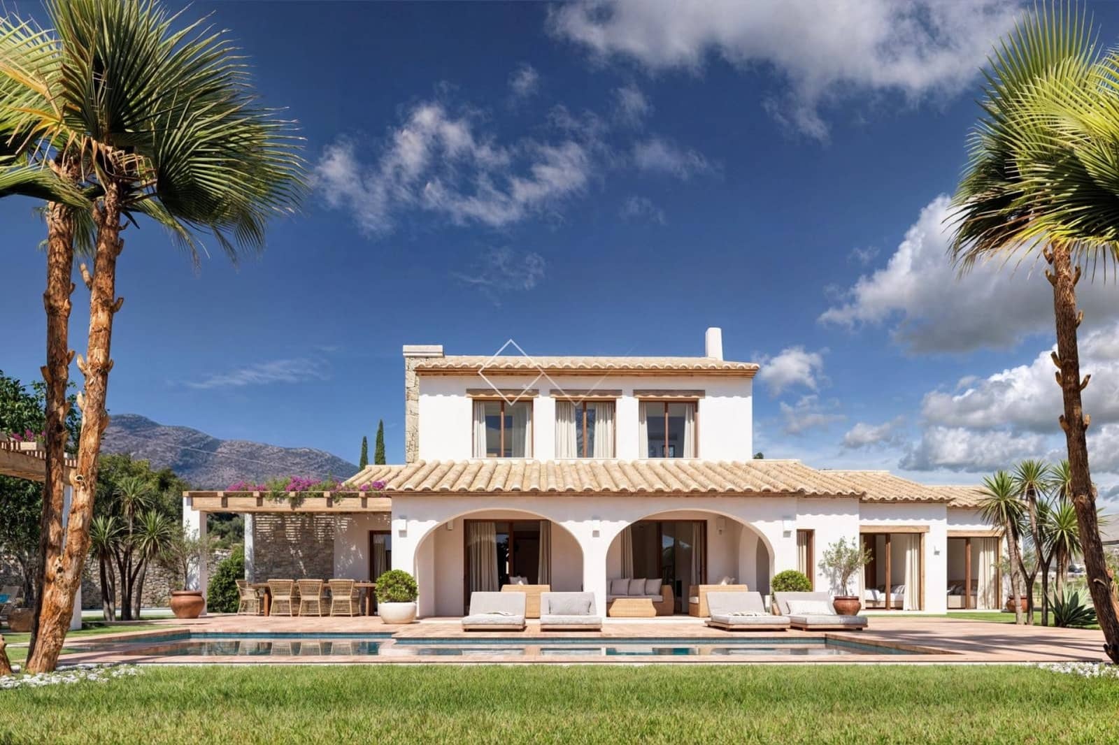 4 bedroom Villa for sale in Benissa with pool - € 1,950,000 (Ref: 8718221)