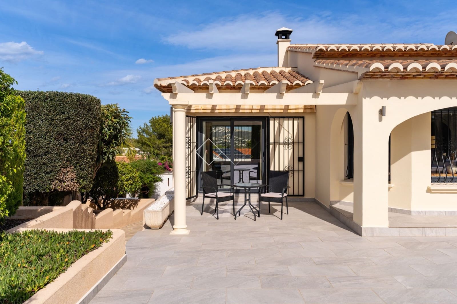 3 slaapkamer Villa te koop in Moraira met zwembad garage - € 1.100.000 (Ref: 8725126)