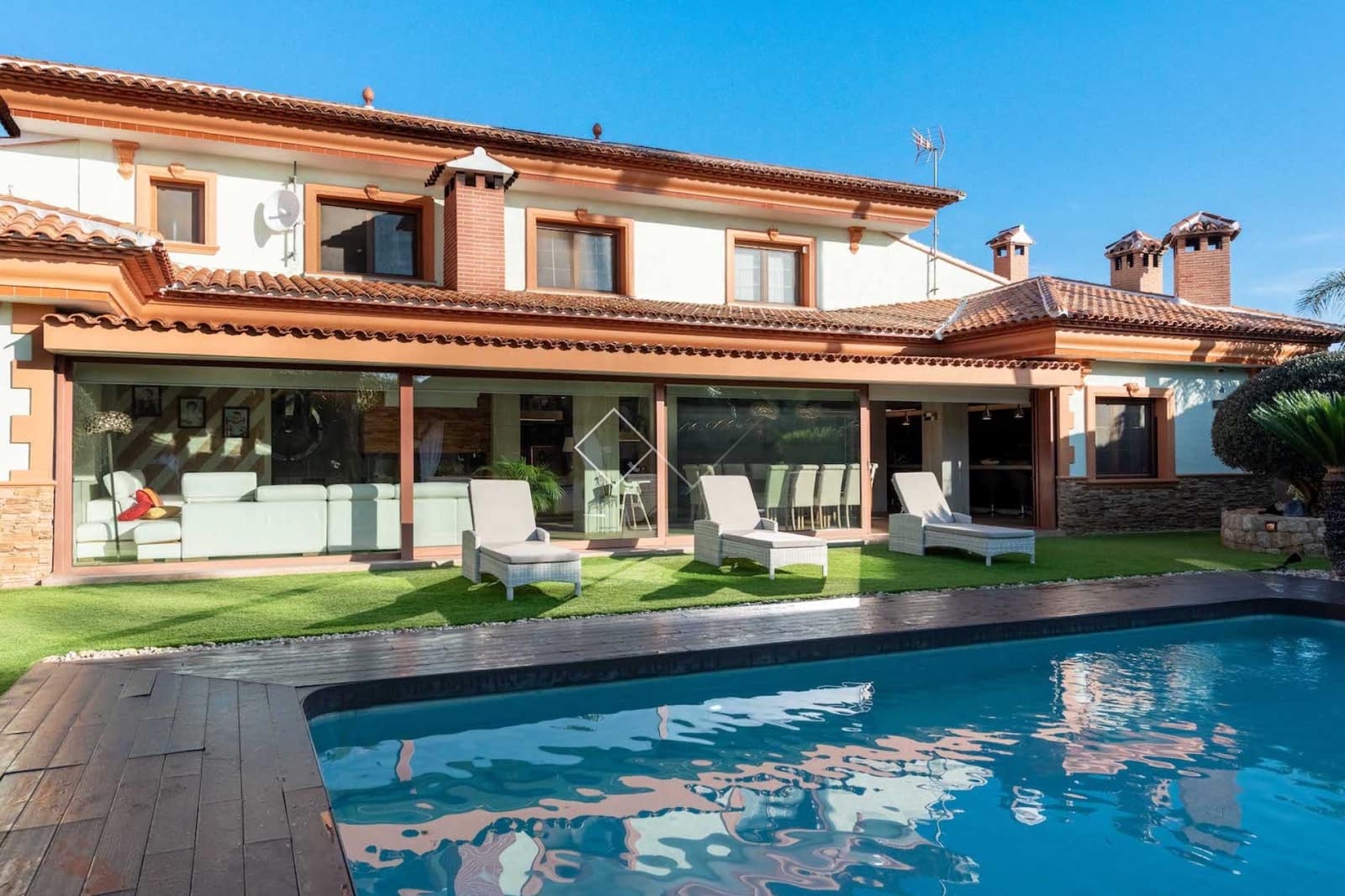 4 soveværelse Villa til salg i Calpe / Calp med swimmingpool garage - € 2.520.000 (Ref: 8758776)