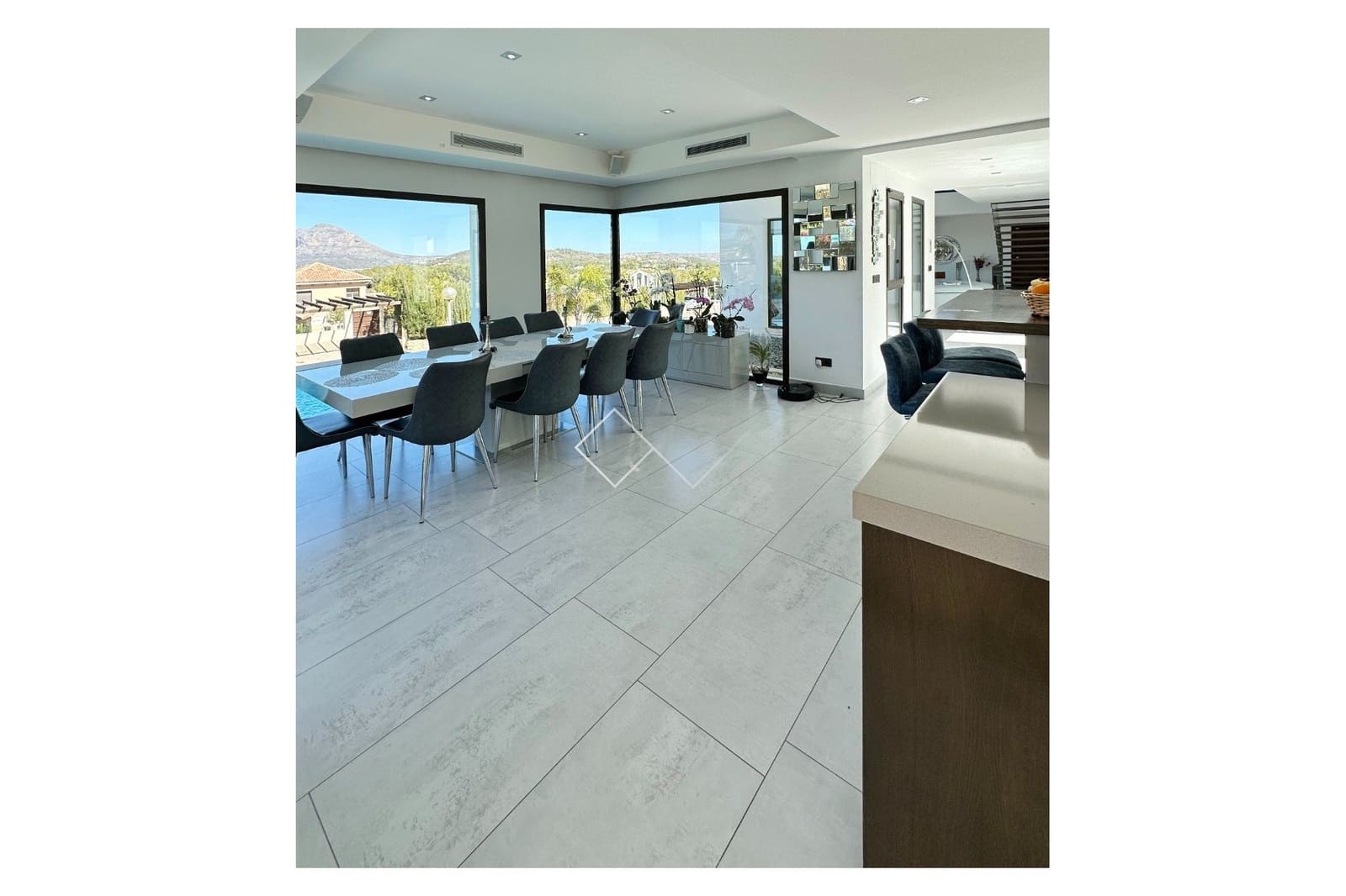 5 makuuhuone Huvila myytävänä paikassa Javea / Xabia mukana uima-altaan - 2 350 000 € (Ref: 8861866)